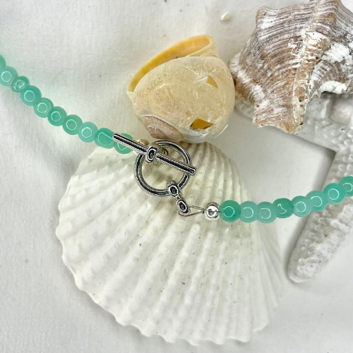 Bead Necklace- Flower- Charm "Daisy"
