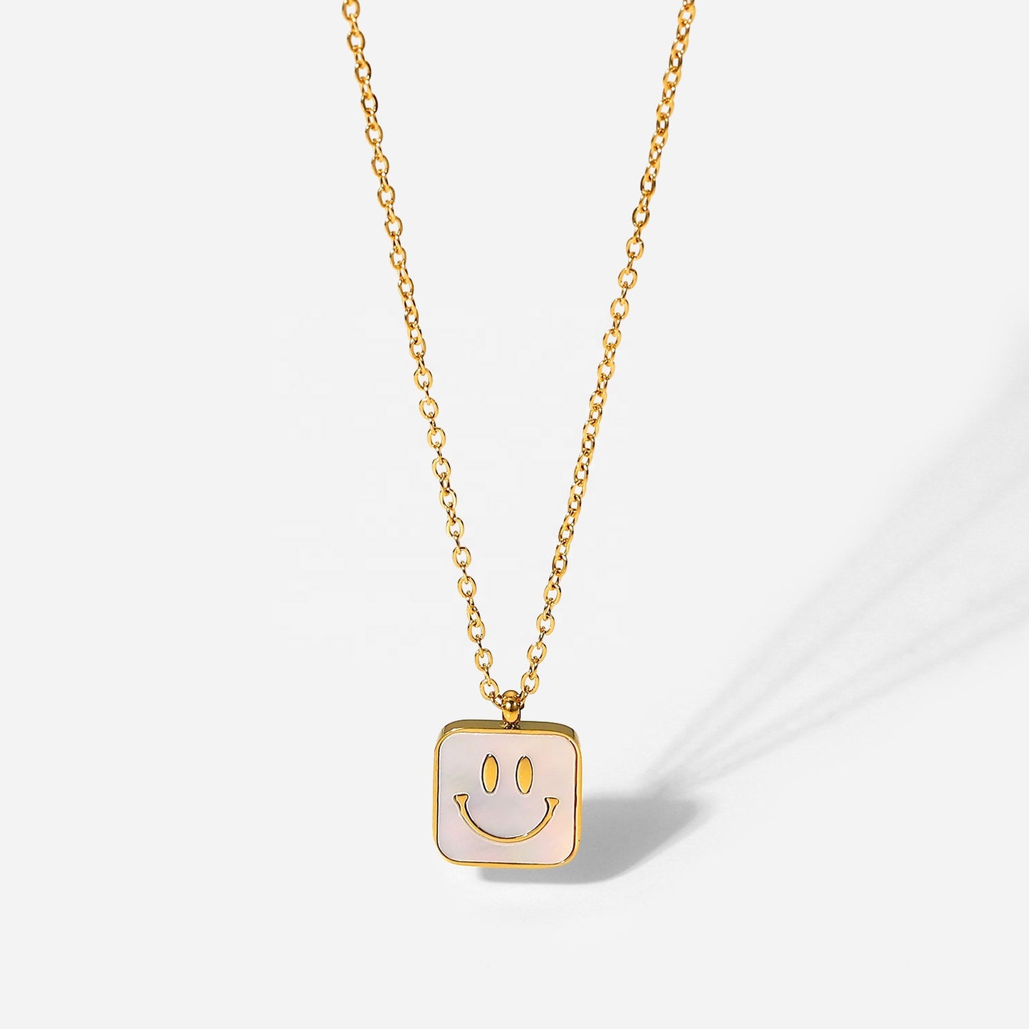 Necklace Happy Face (Shell)