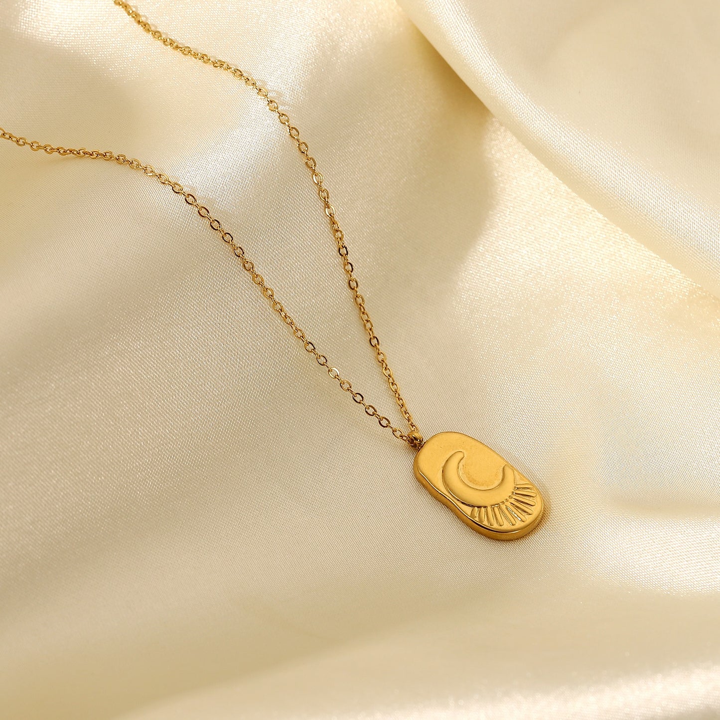 Necklace (Flower & Moon)